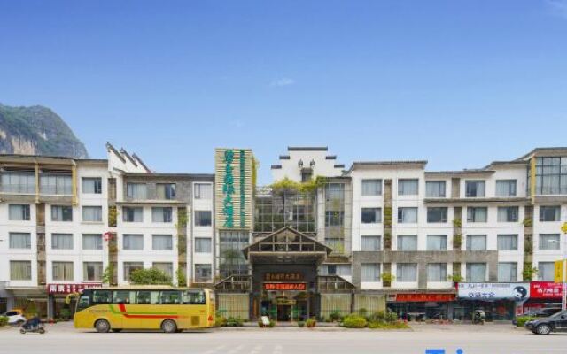Jasper International Hotel