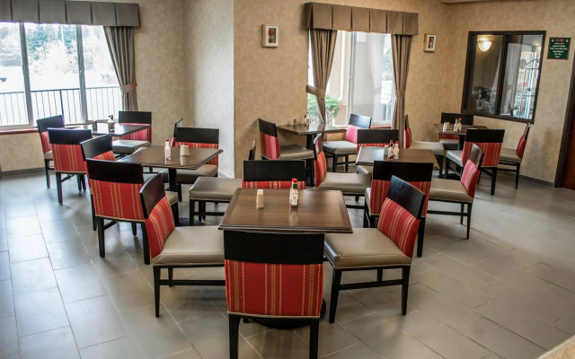 Comfort Suites Portland Southwest