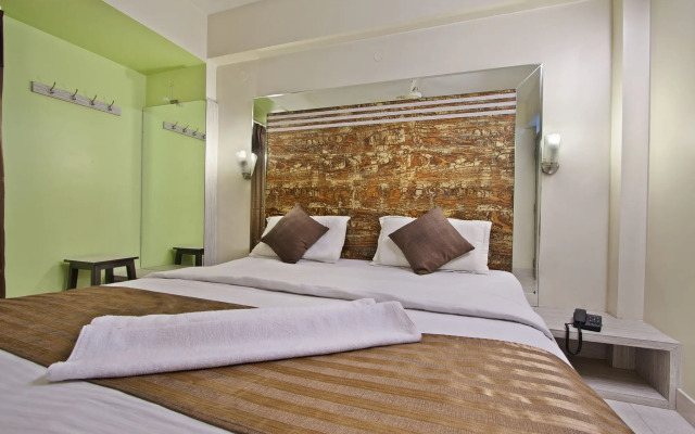 Mannars Residency