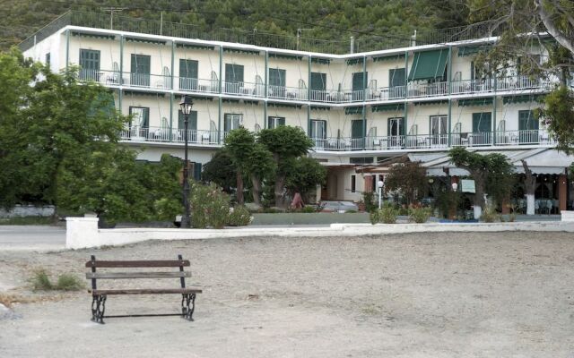 Neorio Bay Hotel