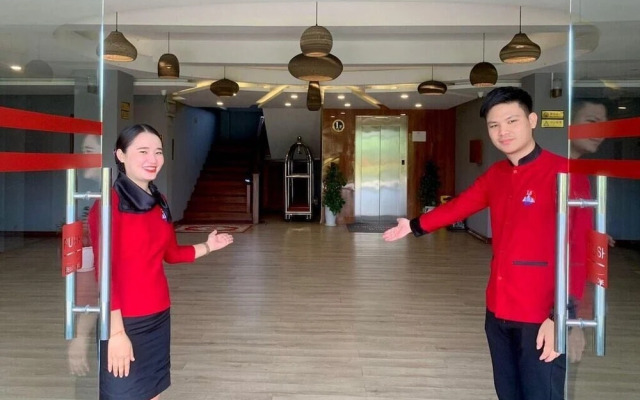 Lisha Grand Hotel