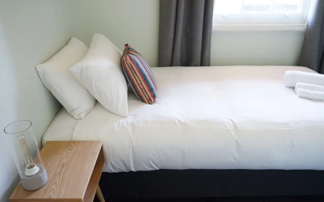 Rosehill Hotel