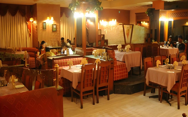 Hotel Maurya Residency