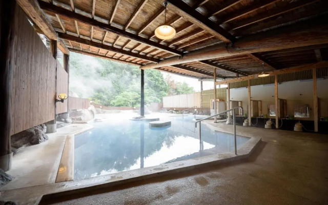 Yufuin Onsen Tsukanoma