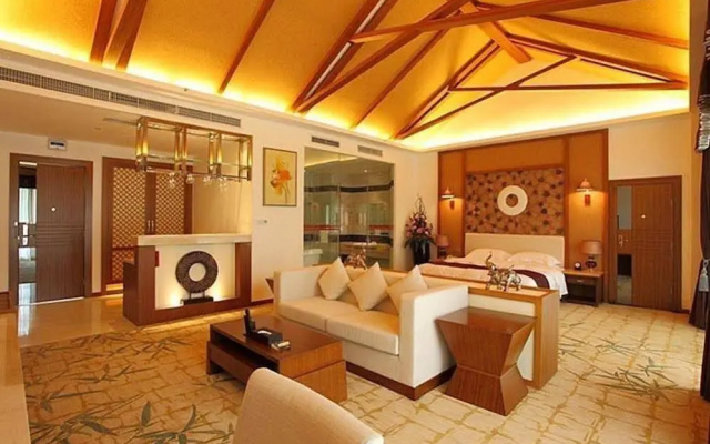 Huifeng Hotel