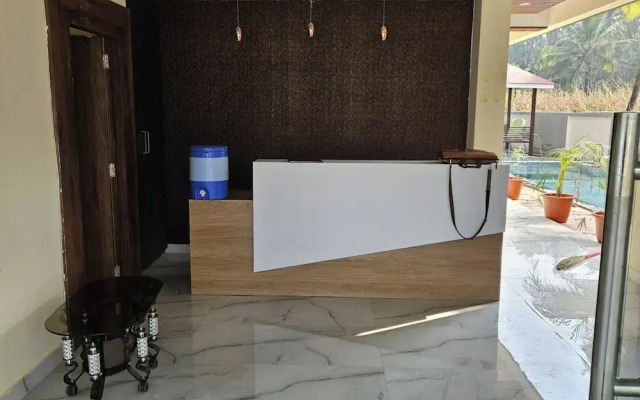 Shrikar Resort