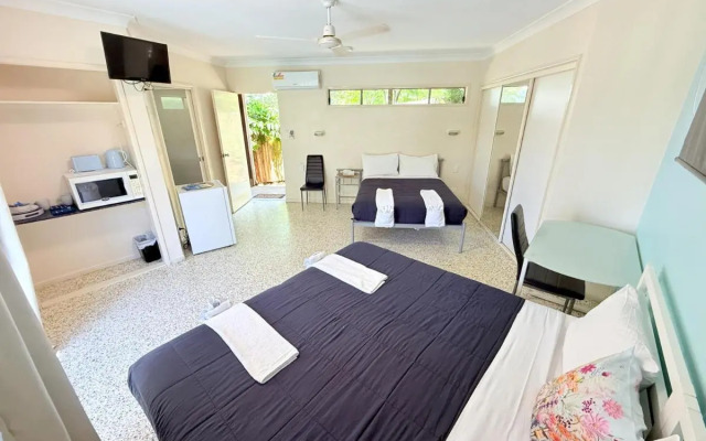 Emu Park Beach Resort