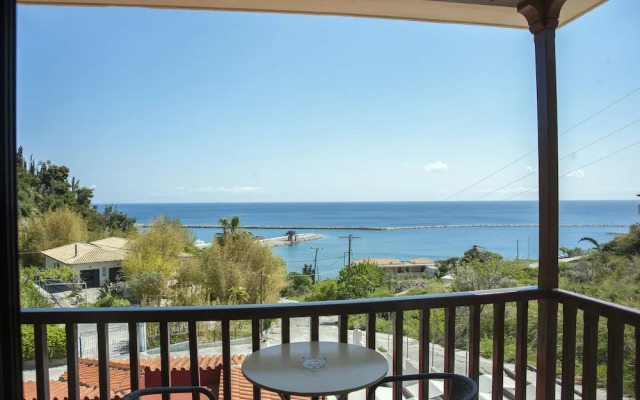 Corali Hotel