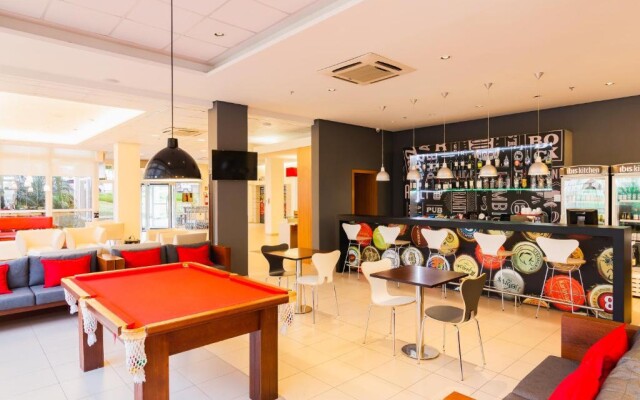 Ibis Canoas Shopping