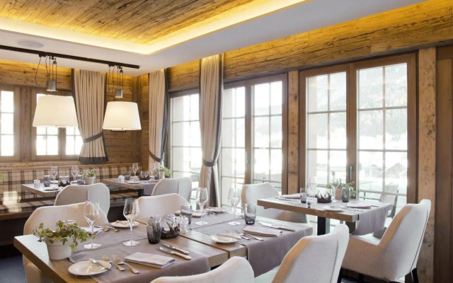 Hotel de Rougemont & Spa