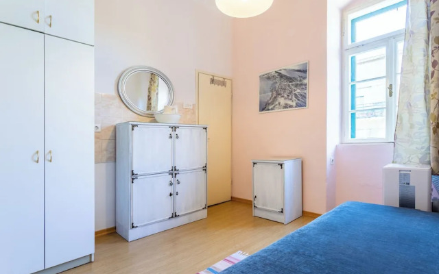 Traditional apartment Bacvice, 3 min walk to the beach