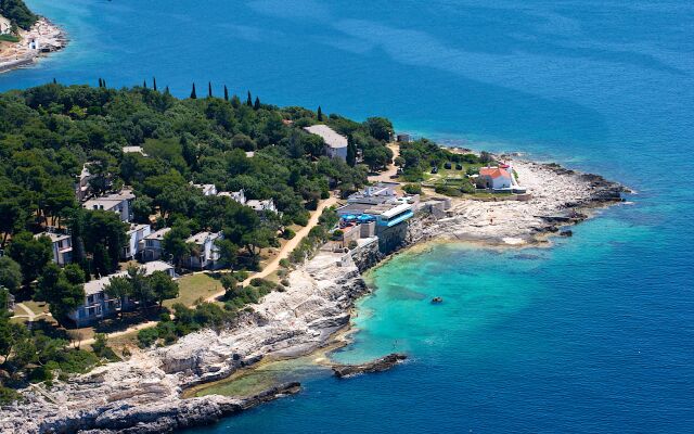 Arena Verudela Beach Apartments