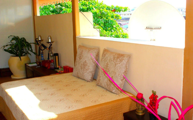 The Island Town Hotel - Adults Only
