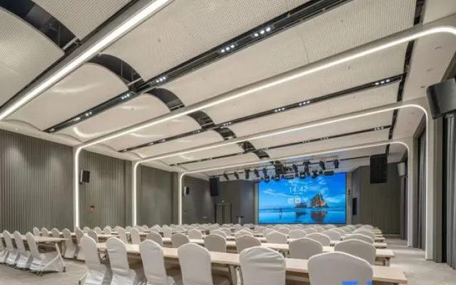 Changxia Longju Hotel – Business – Luoyang