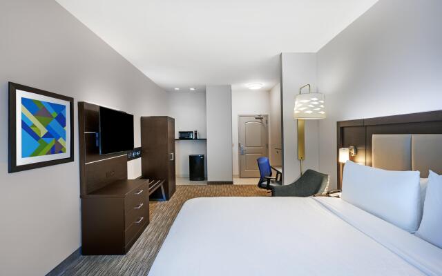 Holiday Inn Express & Suites Baton Rouge East by IHG