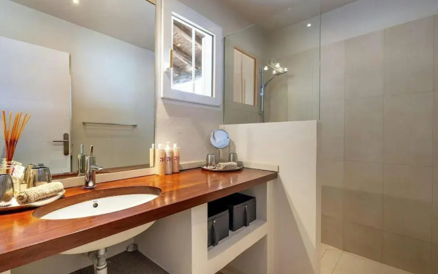Holiday Home With Outdoor Barbecque