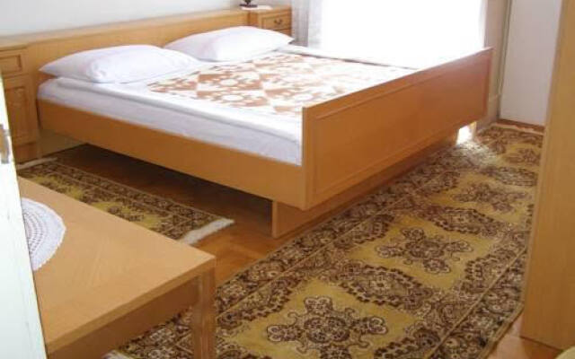 Apartment Cvite