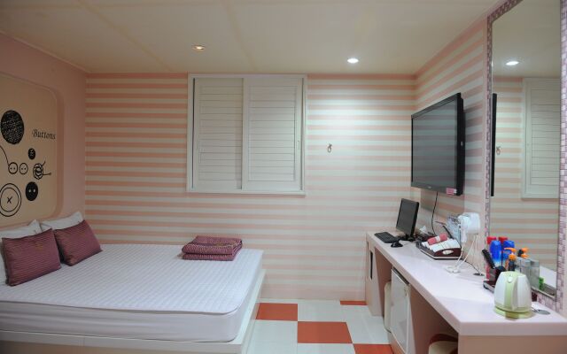 S Motel