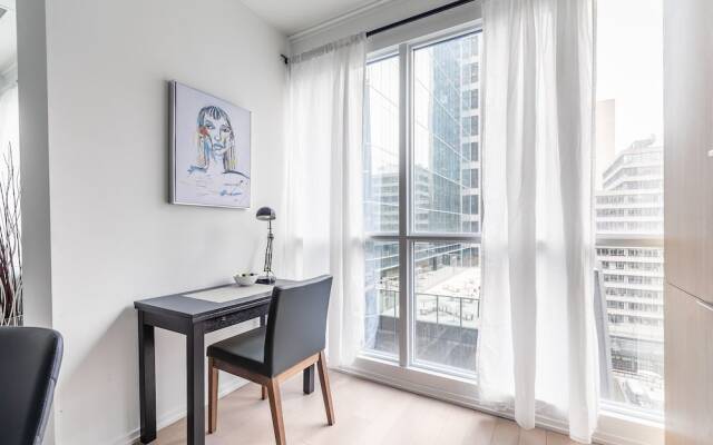 Spectacular Exec 2BR Financial District