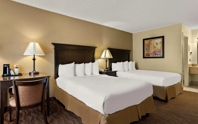 Best Western Center Pointe Inn