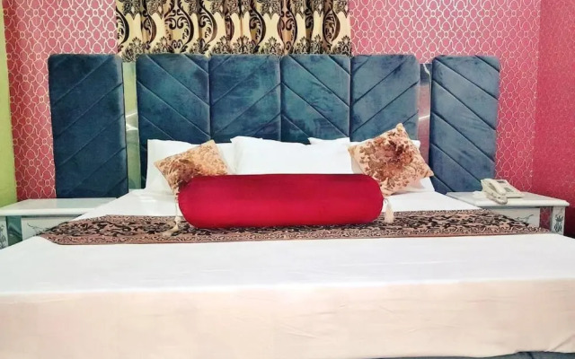 Lahore Hotel