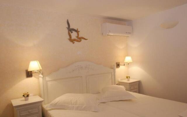 Stampalia Luxury Studios