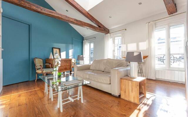 Veeve - The Secret Loft in Madeleine