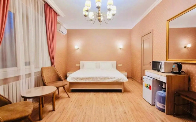 Altyn Hotel