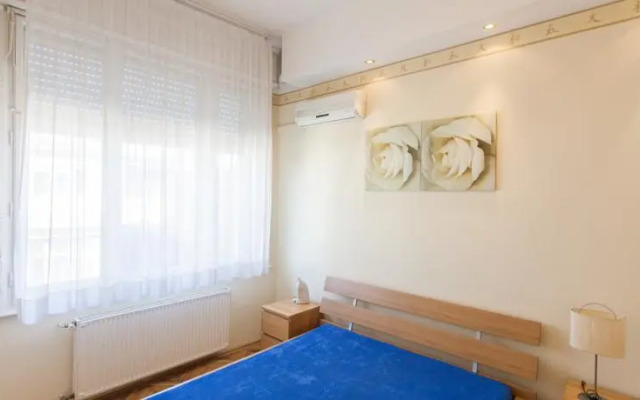 Central Penthouse with Terrace