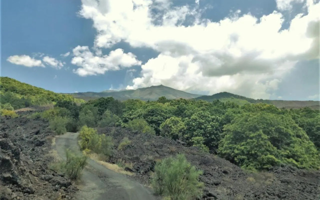 Matilde's Chalet Etna Nature House