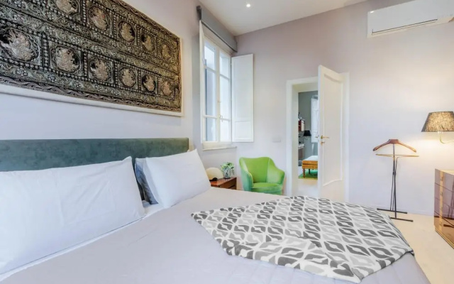 Casa Designer in Lucca