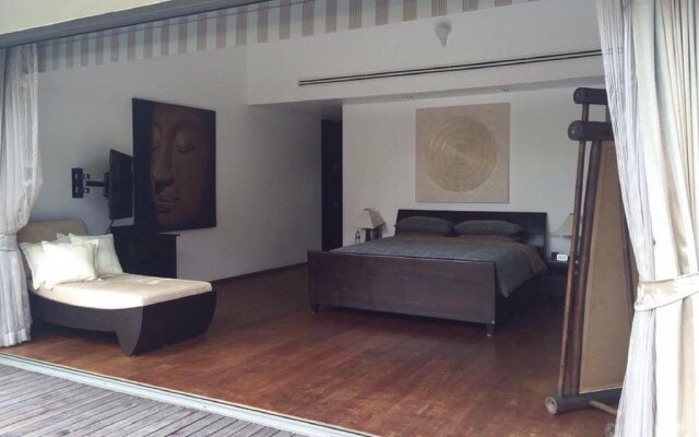 Layan Hill Pool Villa by BYG