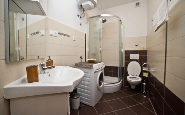 Split Apartments Peric