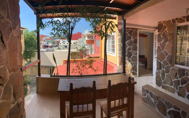 Hotel & Suites Cerro Rojo