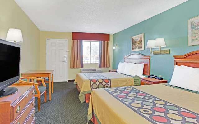 Super 8 by Wyndham Tucson Downtown Convention Center