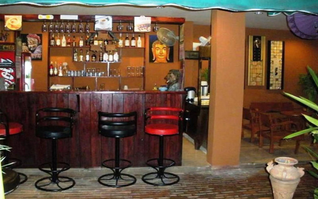 All In 1 Guesthouse Chiang Mai