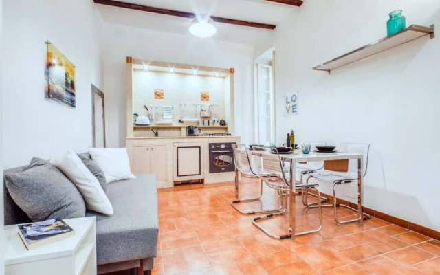 Charming Little Flat in the Heart of Trastevere