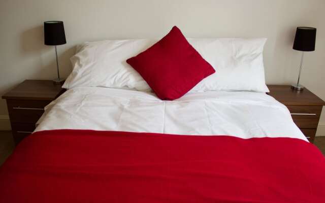 Central 2 Bedroom Flat in Leafy Marchmont