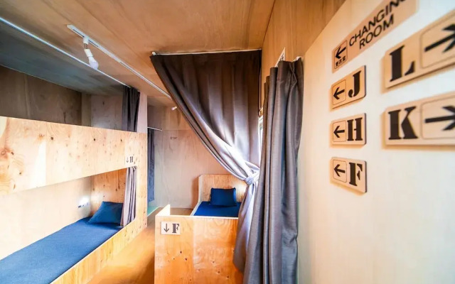 Momodaniagito - Hostel