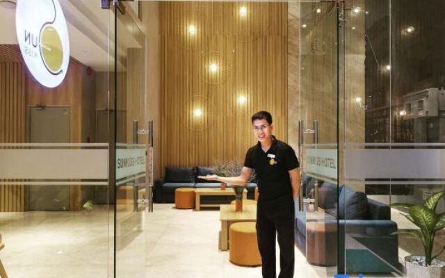 Sun Kiss Hotel