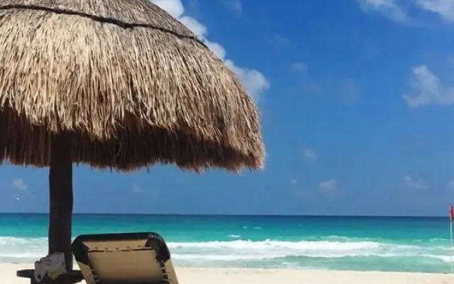 Hotel Solymar Cancun Beach Resort by Solymar Condos