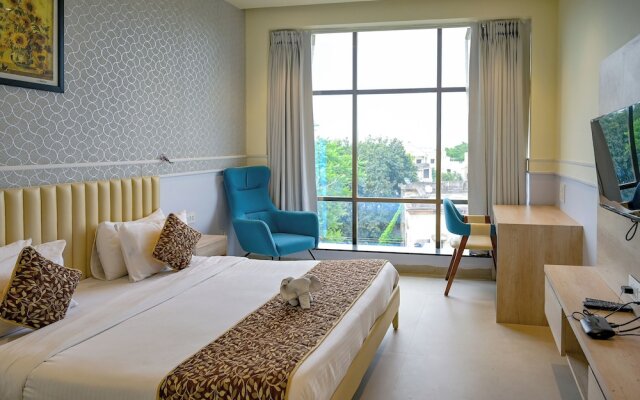 Hotel Poonam Residency