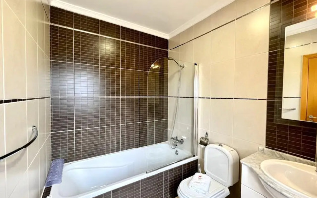 P RA Brightness Villa by Homing