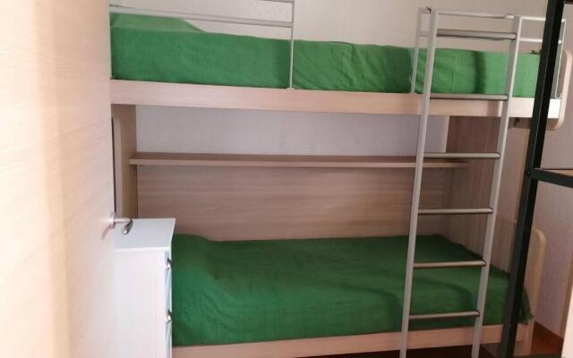 Appartement les pieds dans l'eau 300 m plage - 2 piscines