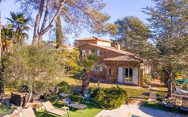 Bastide de l'Ovalie
