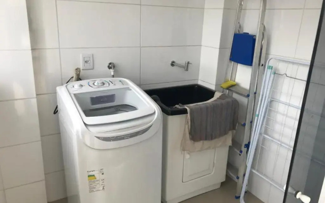 Apartamento amplo completo e climatizado