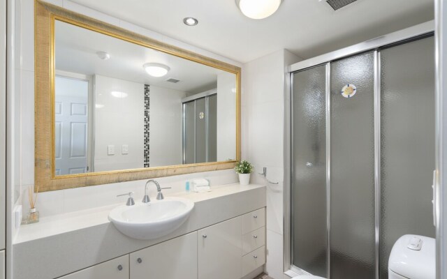 Phoenician Resort Broadbeach - GCLR