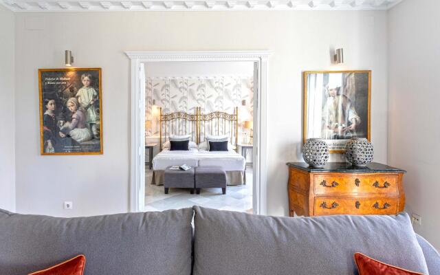 Spectacular apartment with 258m2 and 4BD near Alcazar. San Fernando