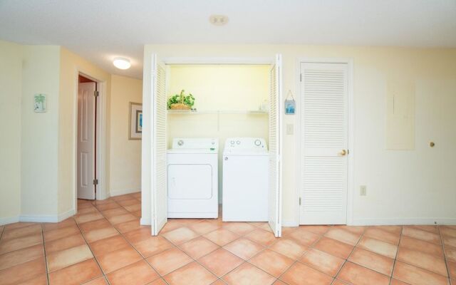 The Palms 202 Apartment 3