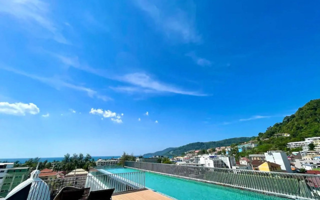 The Deck Patong